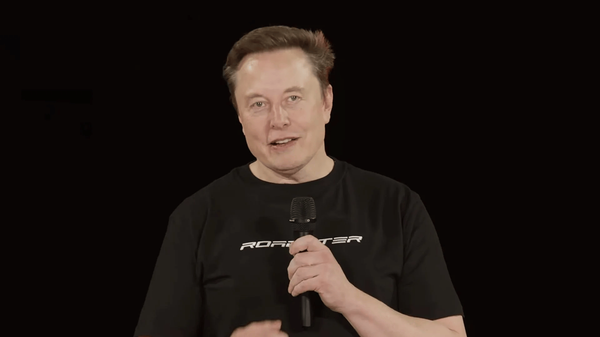 “Elon Musk disagrees with me. This means I am onto something”: Art legend calls out AI billionaires