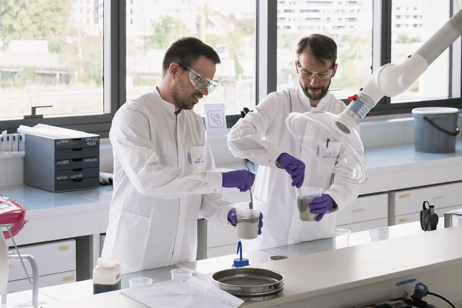 A concrete vision: Saint-Gobain and Microsoft Discovery build for the future