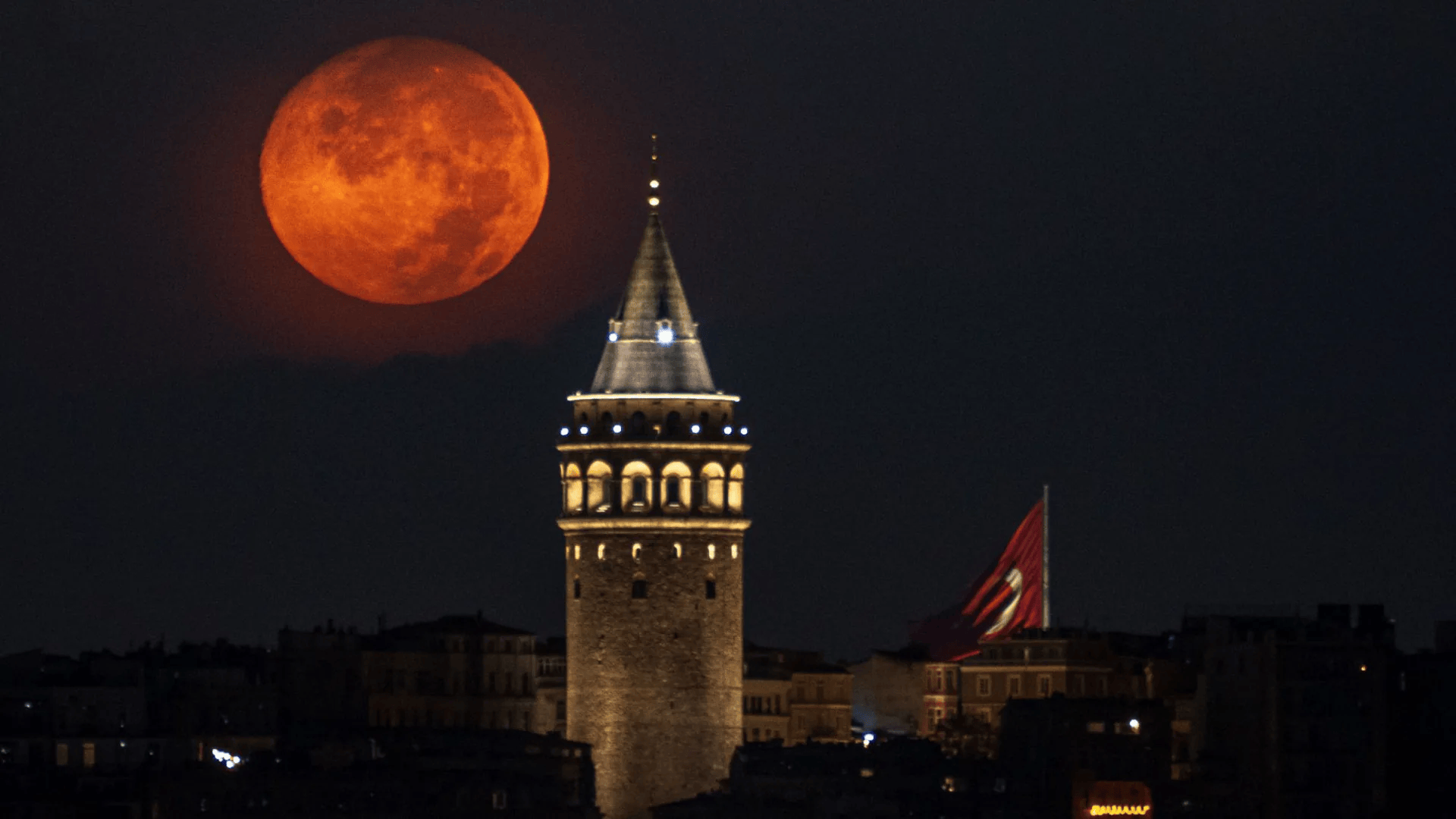 October full ‘Hunter’s Moon’ dazzles in spectacular photos from around the world
