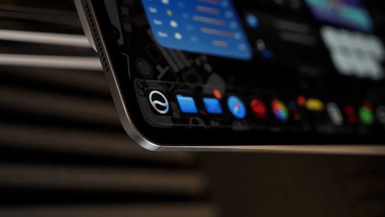 iPadOS 27.2 is now available, and places Siri AI front and center