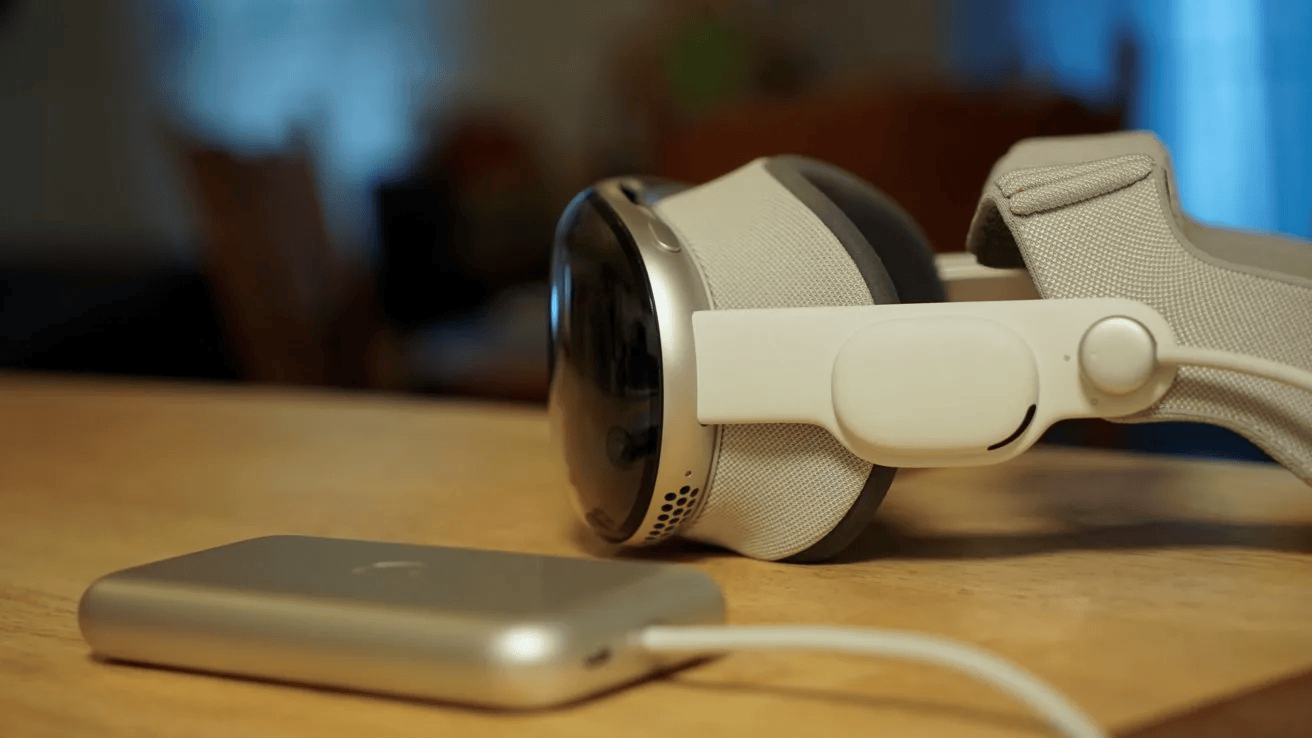 Bug fixes and performance improvements are all you’ll find in visionOS 27.2