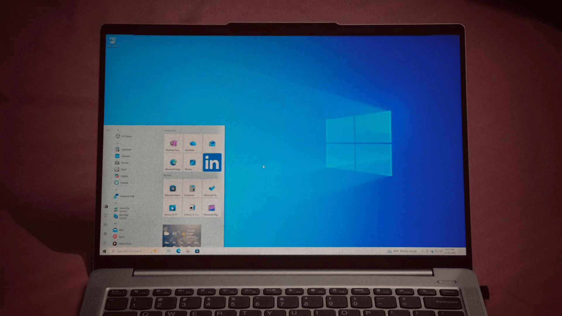 Microsoft killed Windows 10 to push Windows 11, but Windows sales crashed 27% as holdouts still refuse to switch