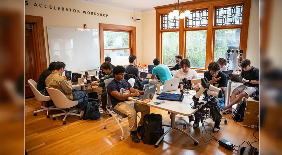 Pakistani Startup World Context Holds Robotics Hackathon at UC Berkeley