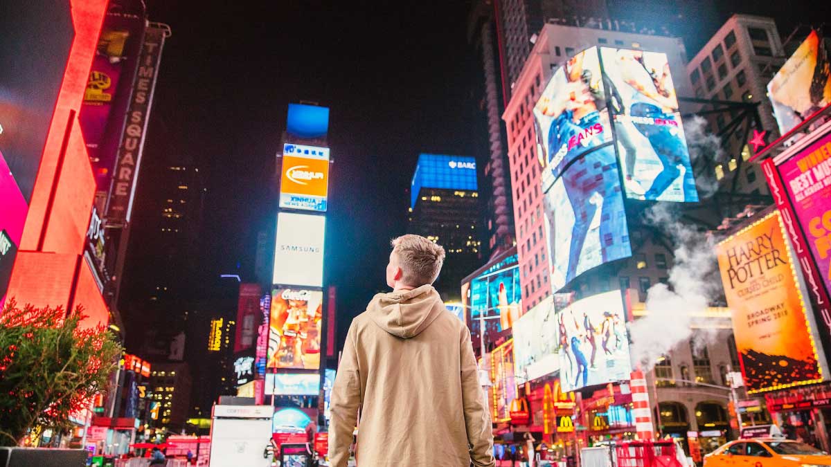 58% Of Consumers Acknowledge That Advertising Triggers Their Purchase Of Smartphones