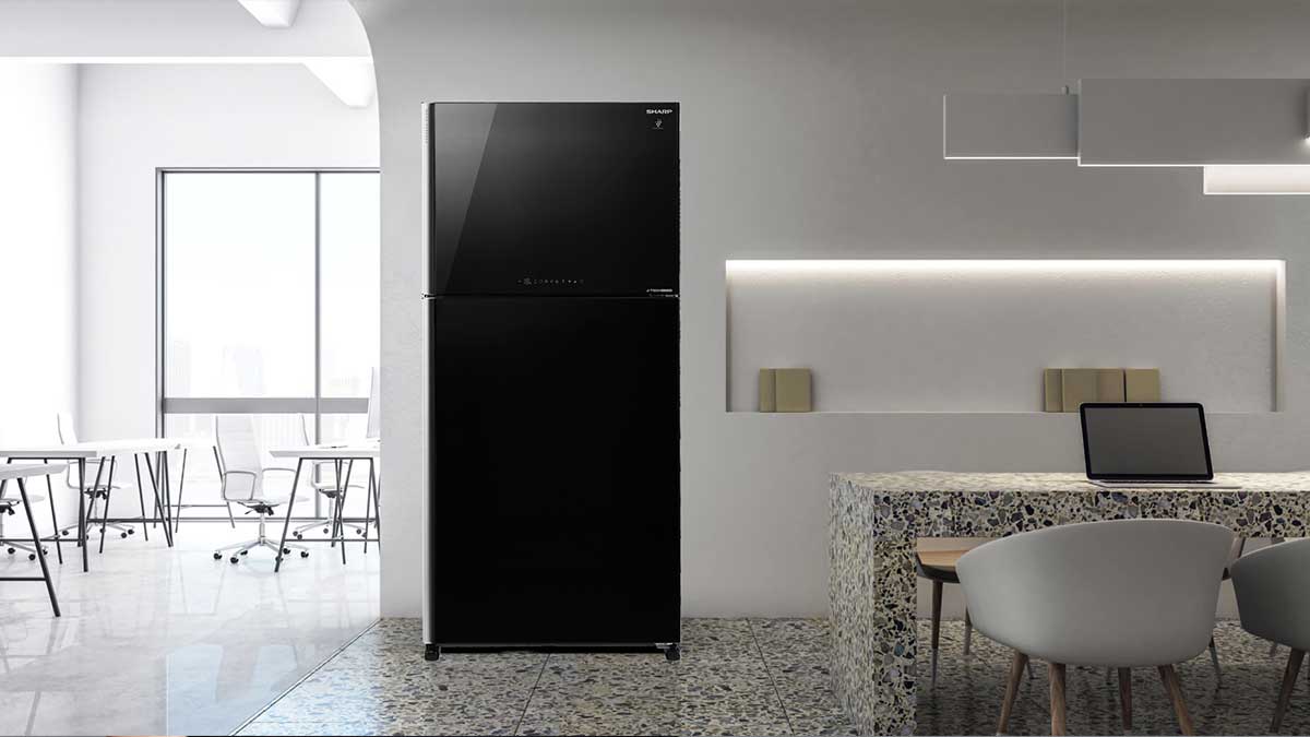 SHARP Premieres New Refrigerator Models for 2021