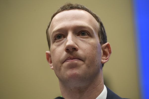 Techmeme Zuckerberg Won T Give A Straight Answer On Data