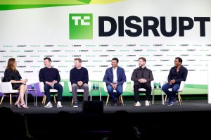 Even Benchmark thinks AI is eroding the venture pact against backing rivals