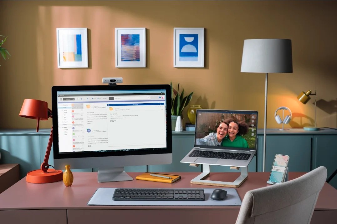 Logitech Unveils Signature Slim Keyboard Combo to Seamlessly Flow Between Work and Life at the Desk