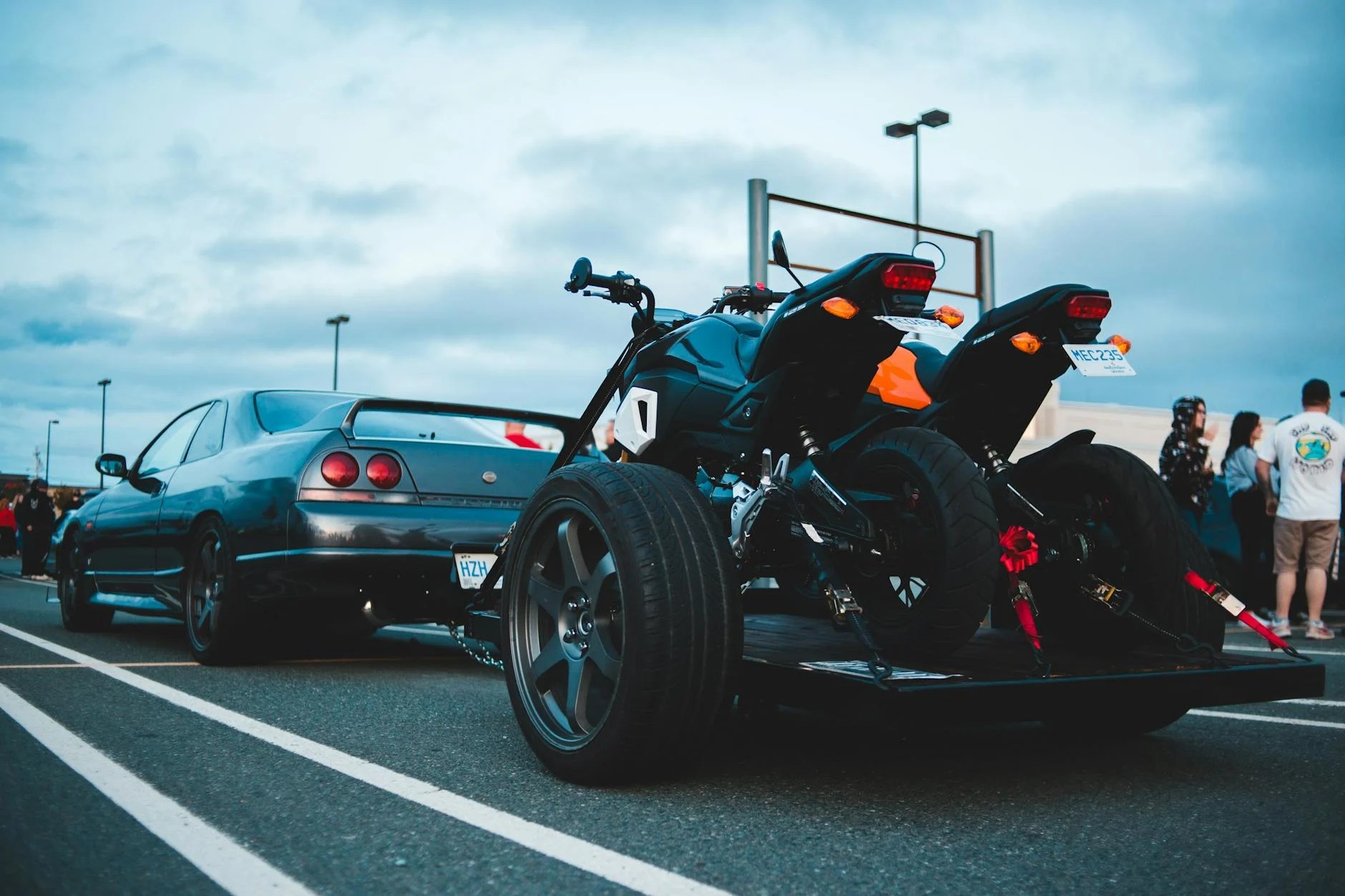 How to Tow a Trailer Safely
