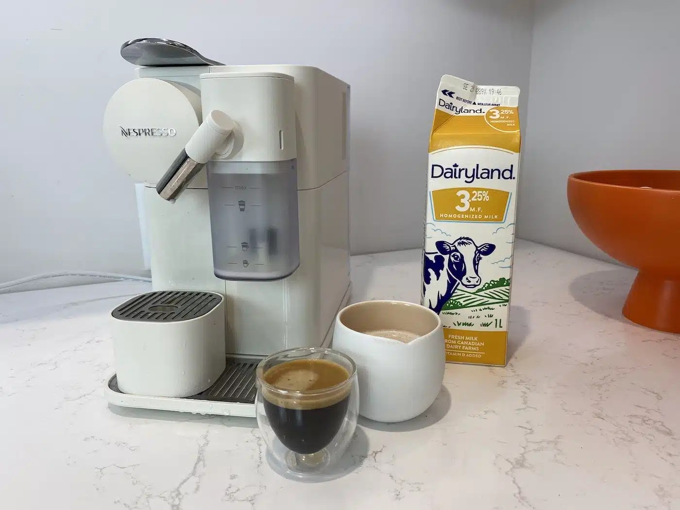 Review: Nespresso Lattissima One: automatic espresso, cappuccino \u0026 latte  machine - TechGadgetsCanada.com