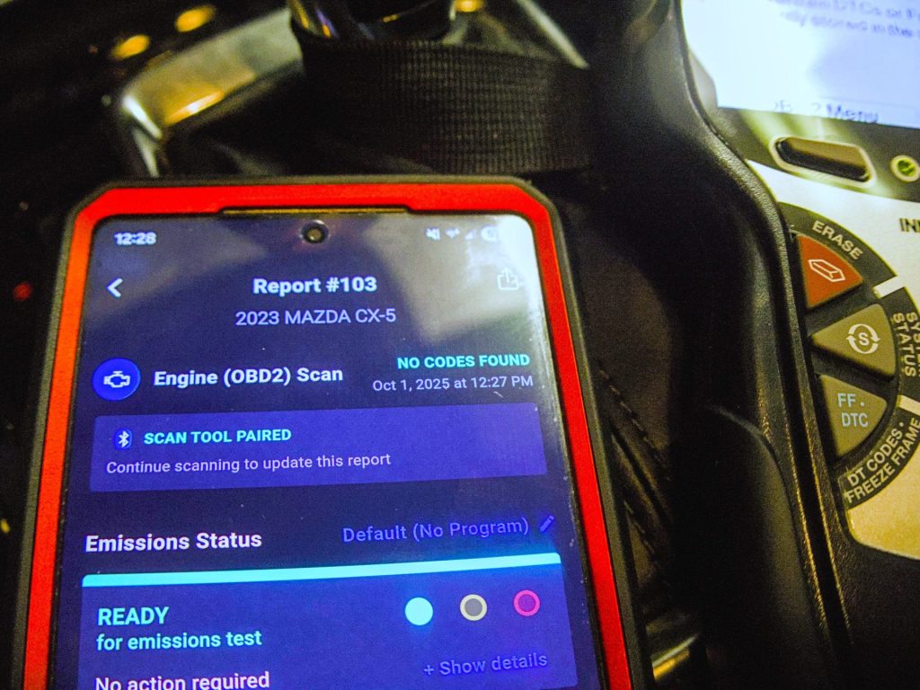 Innova 5610 with RepairSolutions2 app on phone -- Techigar