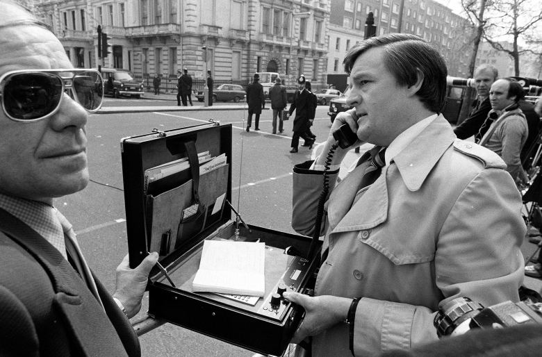 mobile-phones-1980.jpg