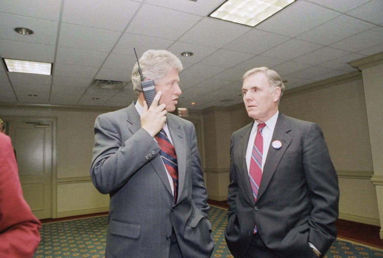 mobile-phones-1992.jpg