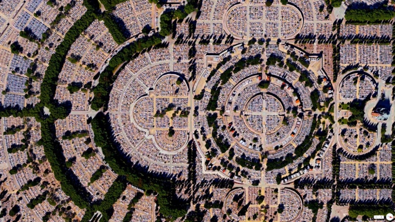 satellite-3.jpg