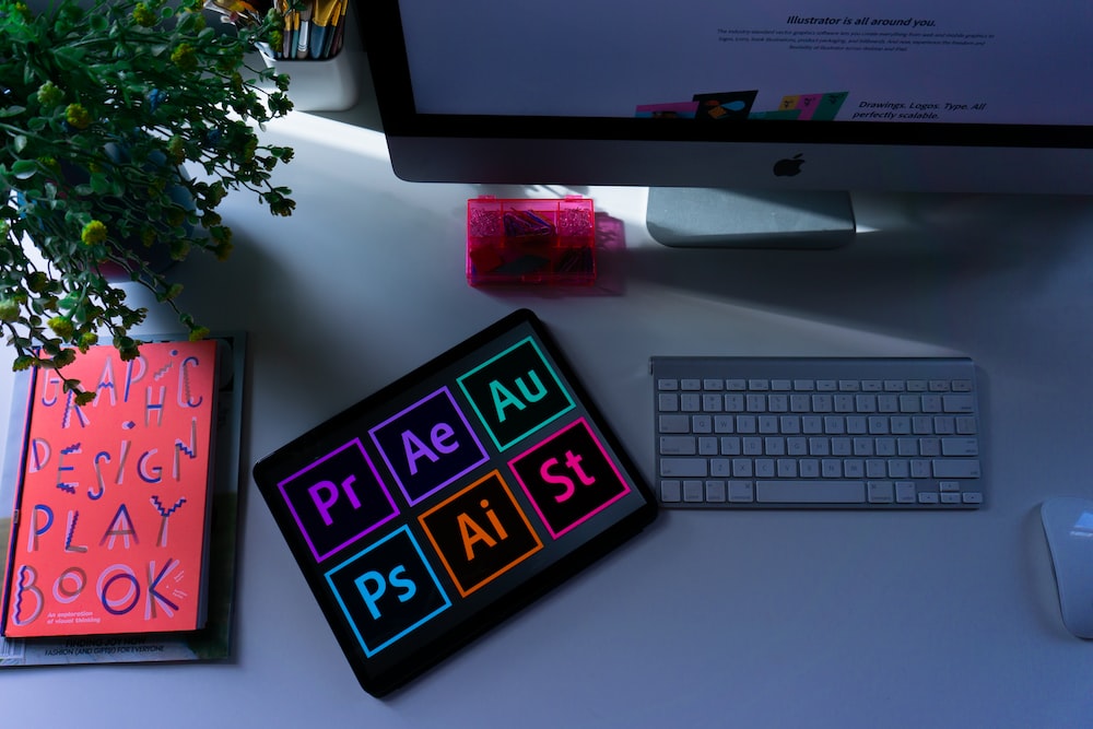 12 Essential Graphic Design Tips for Beginners – Your Ultimate Guide (2023)