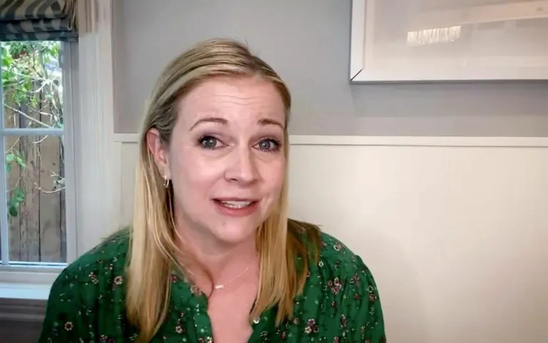 During the shooting at Nashville High School, Melissa Joan Hart helped students escape to safety.