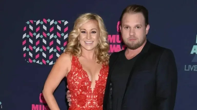 As well-known friends try to comfort the singer, Kellie Pickler is 'in anguish' over her husband's suicide.