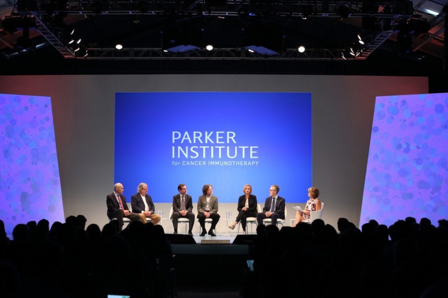 인간을 대상으로 하는 유전자 편집 기술 첫 임상 승인