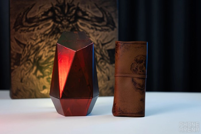ROG-Phone-Worldstone