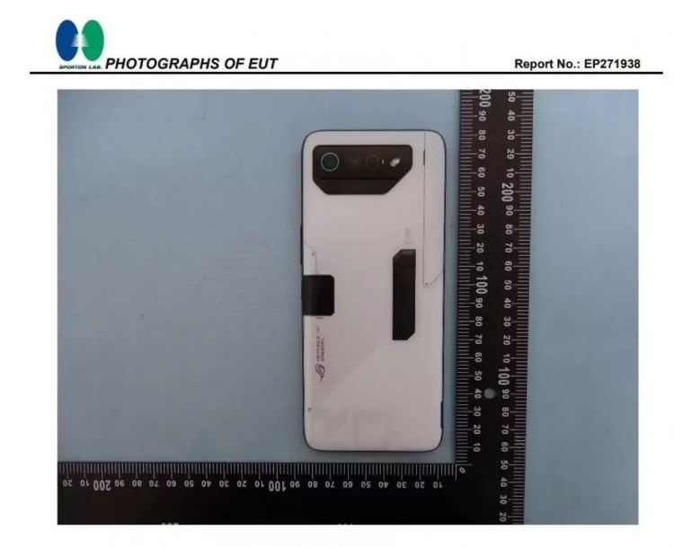 asus-rog-phone-7-and-7-pro-on-ncc-01