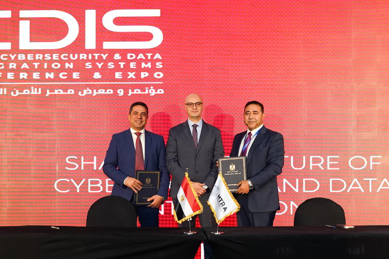 «المصرية للاتصالات» توقع بروتوكول لتجديد التعاون مع EG-CERT لدعم الابتكار والأمن السيبراني
