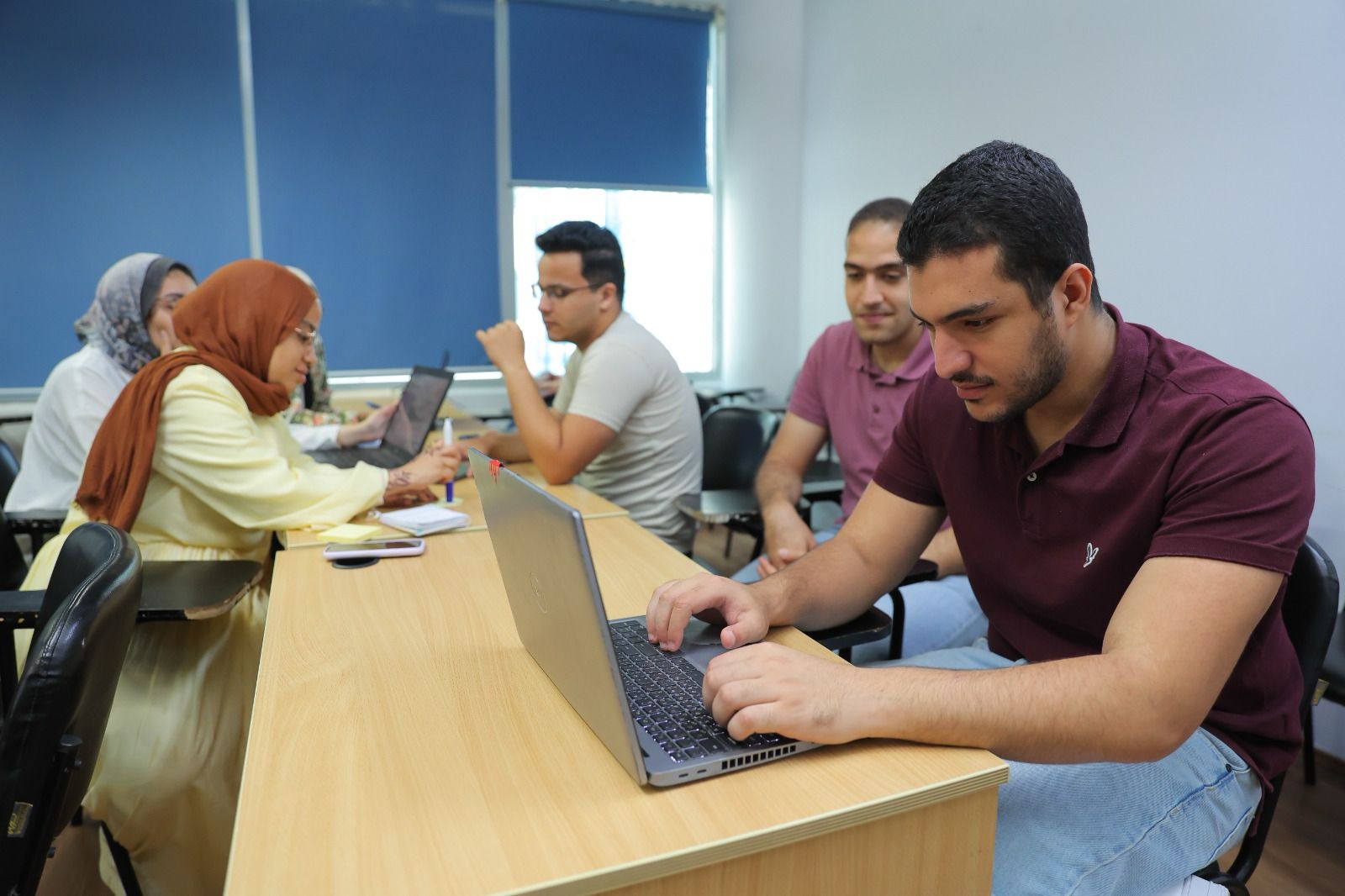 طلبات مصر تطور مهارات الجيل الجديد في مجالي هندسة البيانات والبرمجيات