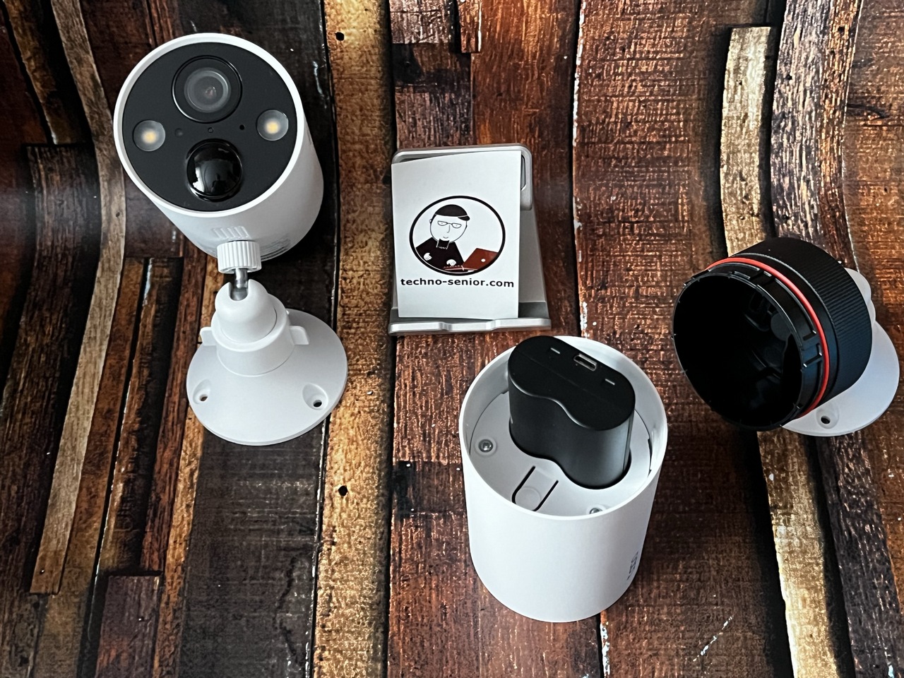 2 stuks 7.9in Camera Muurbevestiging, Bewakingscamera Montage Standn, Bewakingscamera Beugel 360 Graden Verstelbare 1/4in M6 Draad Mount Stand voor CCTV