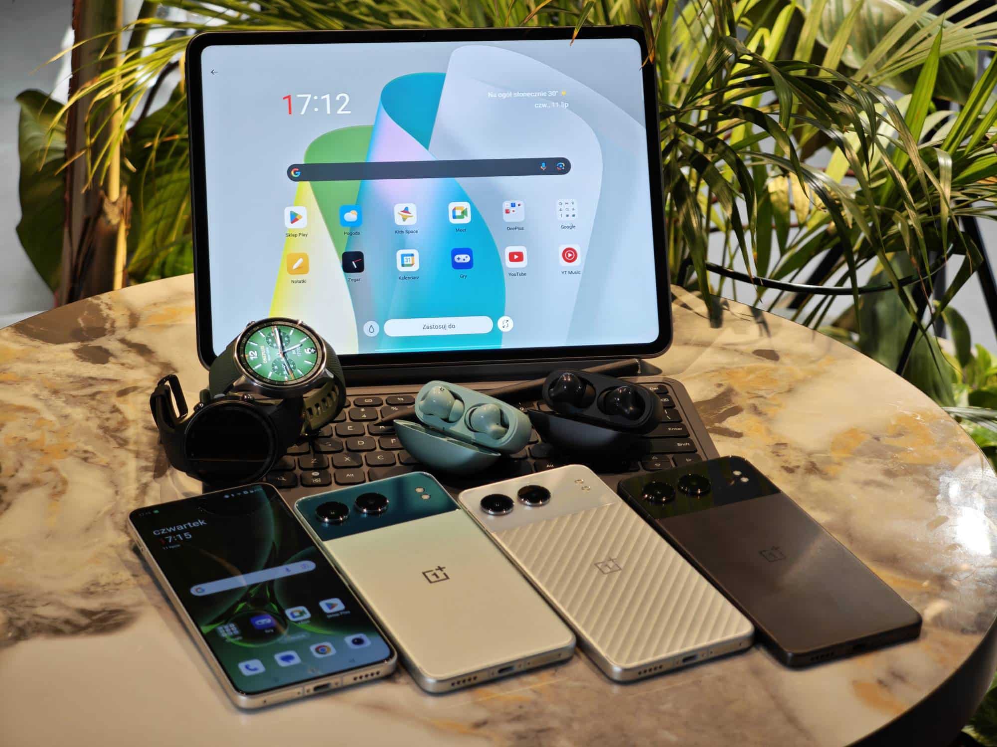 Oneplus Nord 4, Oneplus Pad 2, Oneplus Nord Buds 3 Pro, Oneplus Watch 2R