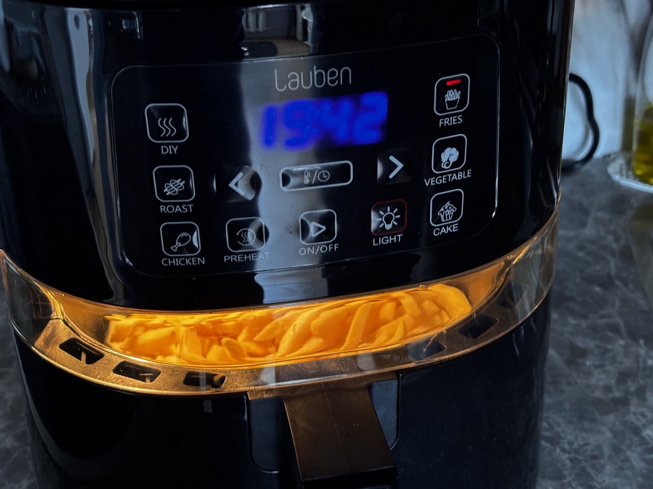 Lauben Hot Air Fryer 4000Bc