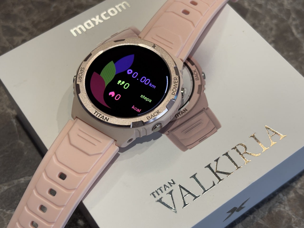 Maxcom Valkiria Titan