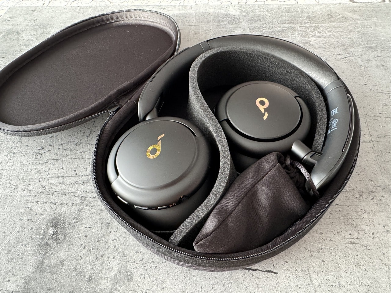 Soundcore Q30