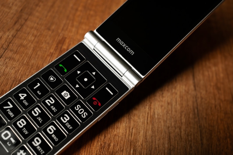 Maxcom Mm835