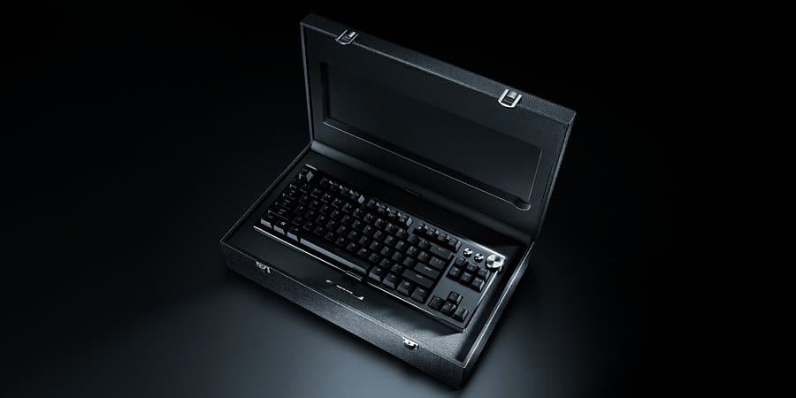 Razer Huntsman Signature Edition: Eksponat na biurku, potęga w grze