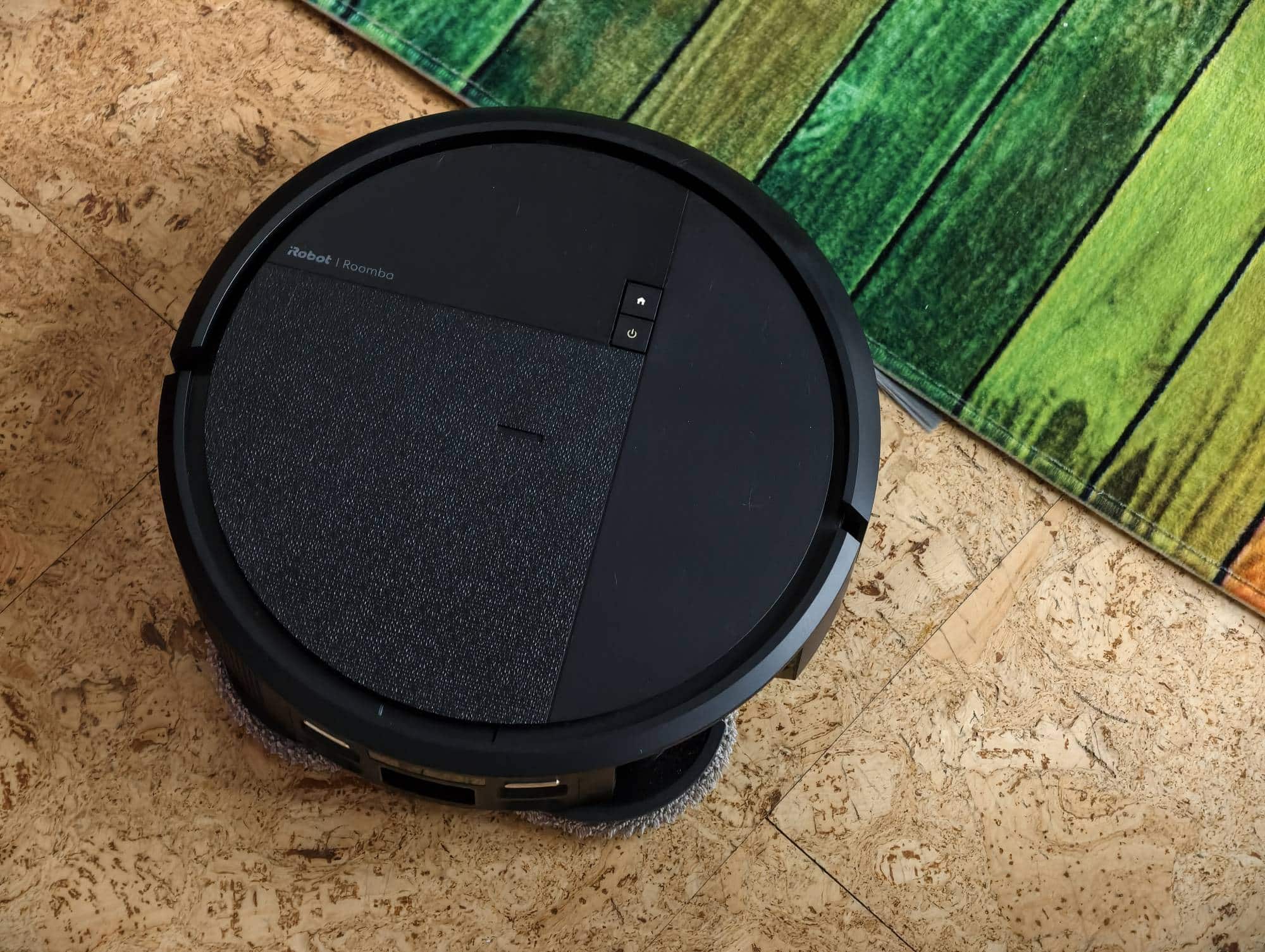 Roomba Plus 515 Combo 021