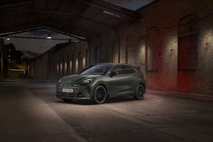 Raval CUSTOM CUPRA by ABT na Paris Motor Show
