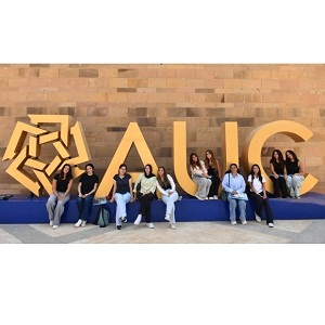 برنامج -The- American- University- in- Cairo- (AUC)- المجاني -لتعلّم -اللغة -الإنجليزية