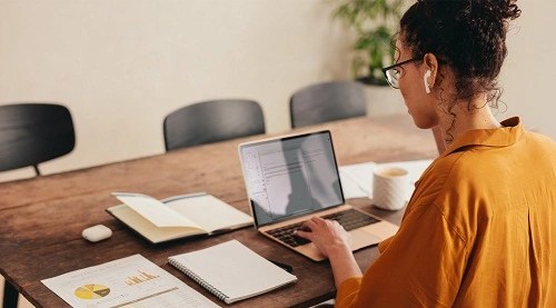 موقع- Andela-: من- أفضل- المنصات- للعمل- الحر- والوظائف- التقنية- عن- بُعد