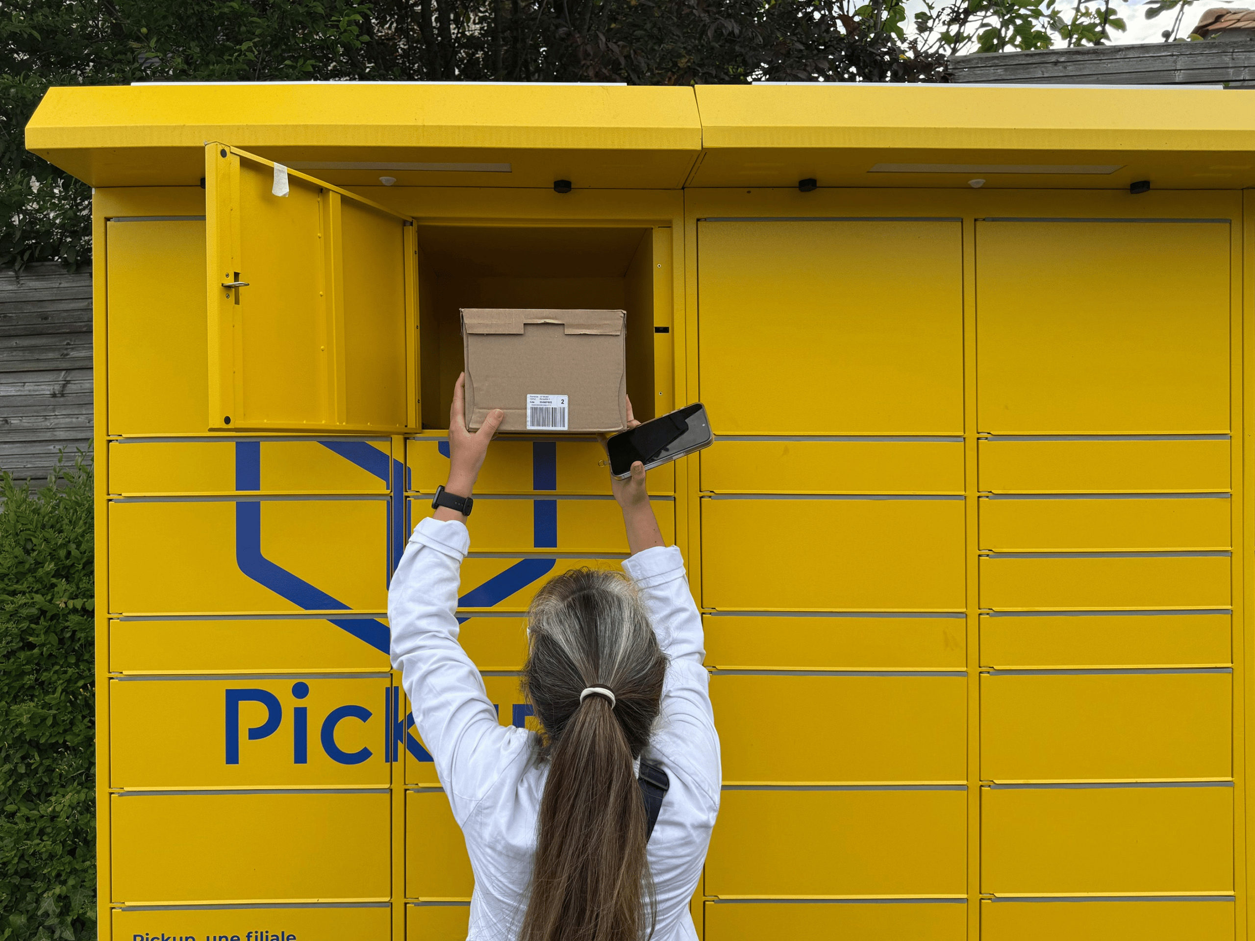 Quadient trades lockers for digital automation