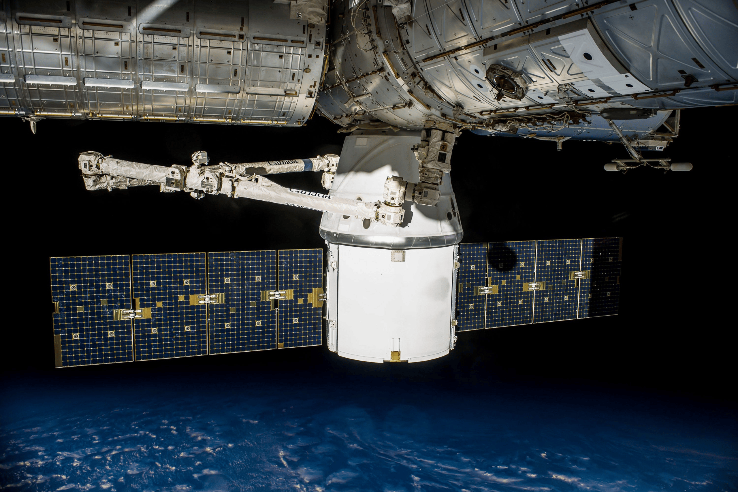 Britain commissions spacecraft to remove dead satellites