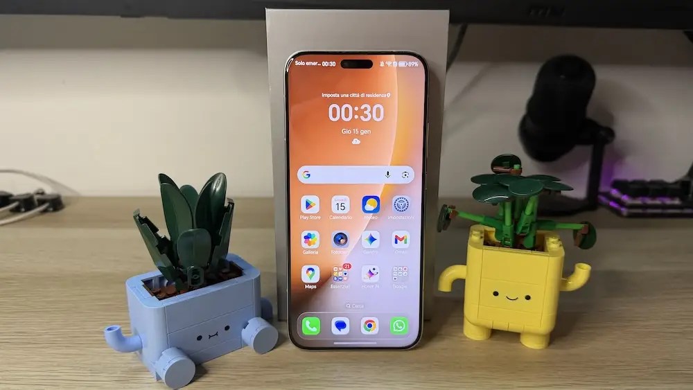 Il design di Honor Magic8 Pro è estremamente curato