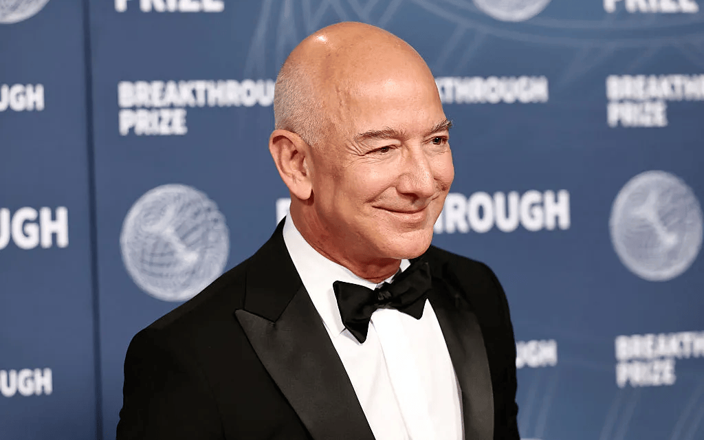Key co-founders walk away from Jeff Bezos' high-profile AI startup Prometheus due to strategic disagreements over direction and spending.