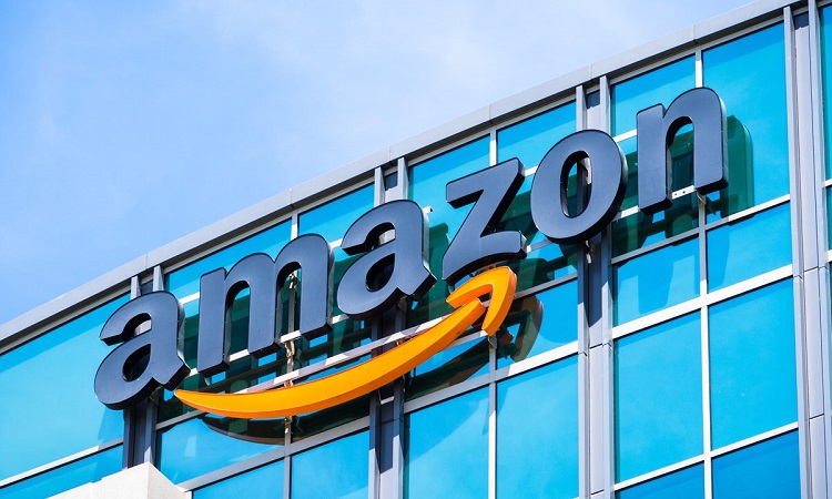 Amazon seeks expert to develop cryptocurrency and blockchain