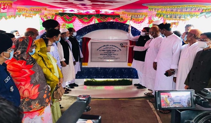 পীরগঞ্জে শেখ কামাল আইটি ট্রেনিং এন্ড ইনকিউবেশন সেন্টারের ভিত্তিপ্রস্তর স্থাপন