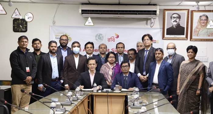 রবি’র সাথে কর্পোরেট চুক্তি সই করল বাংলাদেশ কৃষি ব্যাংক