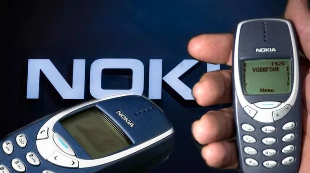 নতুন অবতারে বাজার কাঁপাতে আসছে এইচএমডি এর আইকনিক ফিচার ফোন