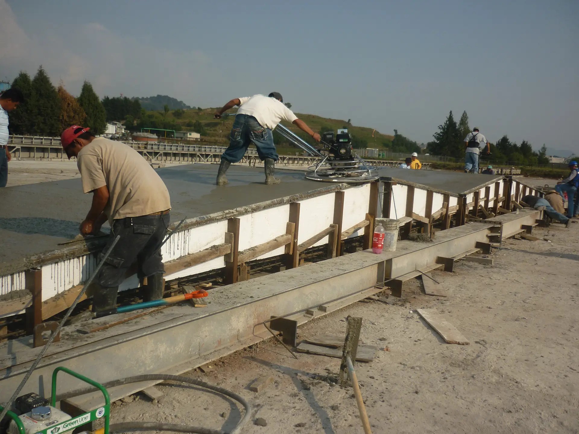 Colado sobre molde con poliestireno expandido EPS en planta