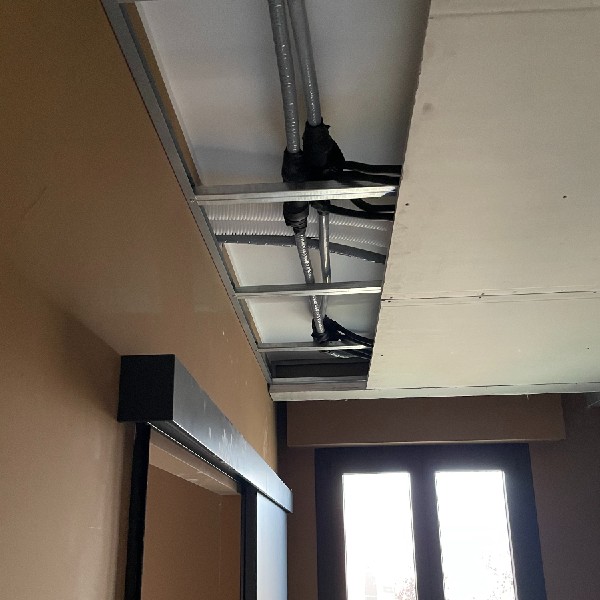 L'impianto radiante a soffitto scalda per . Impianti Radianti A Soffitto Civili E Industriali Gualtieri Tecnoradiant Srl