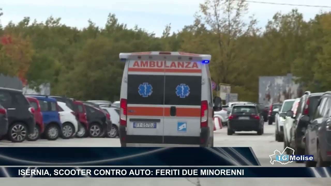 Isernia, scooter contro auto: feriti due minorenni