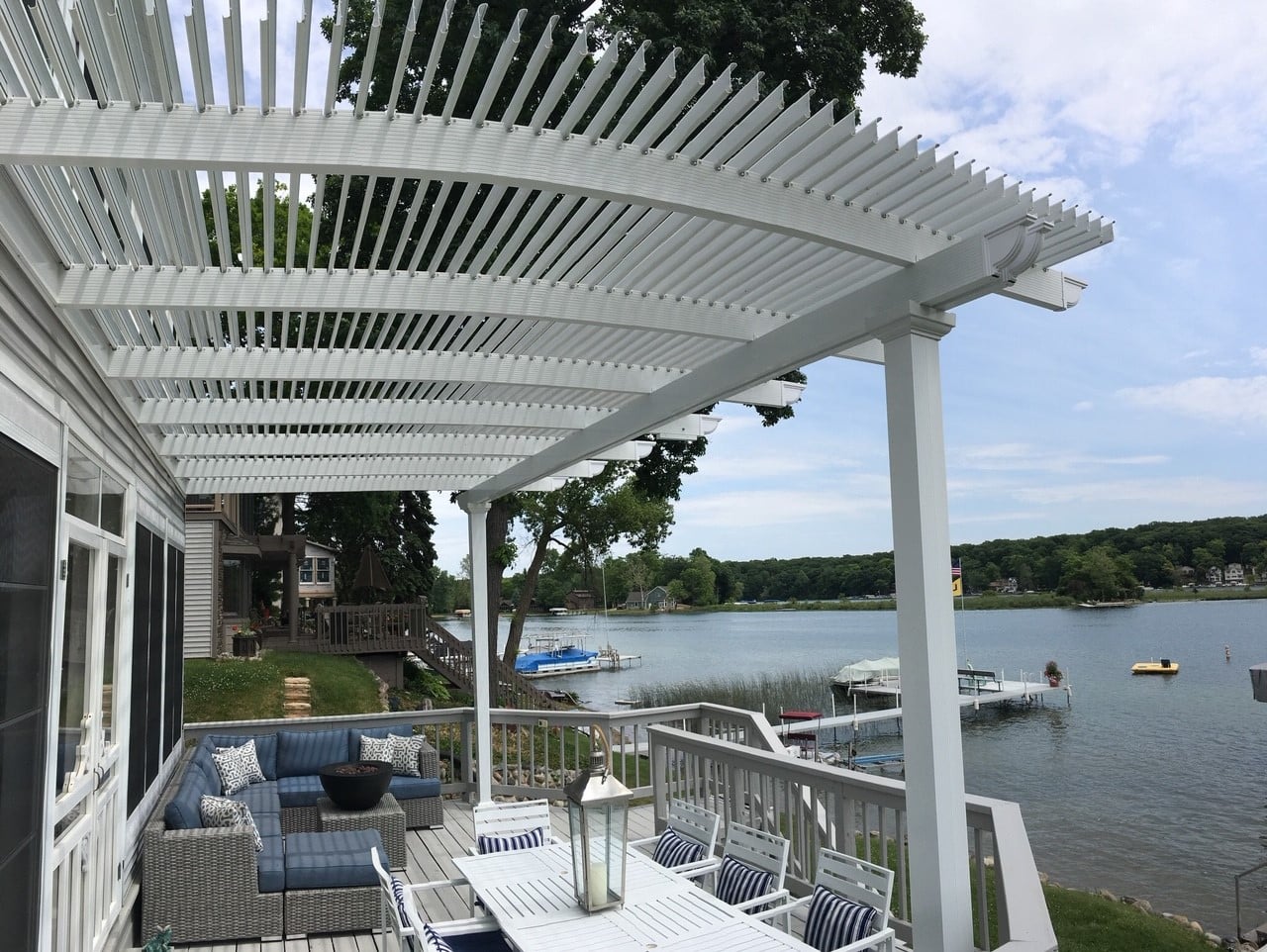 TEMO operable pergola