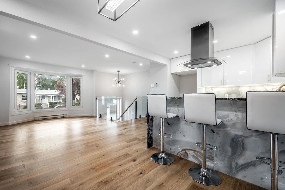 Condo Remodels & HOAs: Disposal Rules, Quiet Hours, and Elevator Logistics